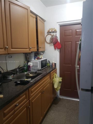 2865 NW 22nd Avenue, Miami, FL 33142