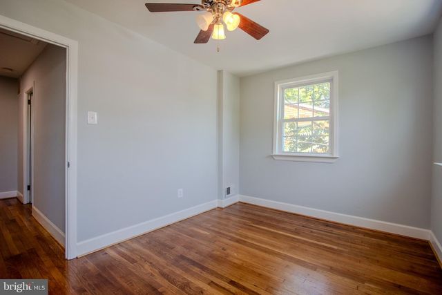 714 FOUR MILE RD, Alexandria, VA 22305