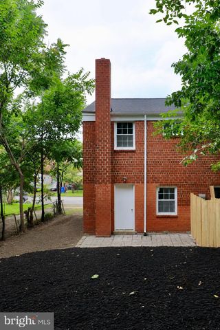 714 FOUR MILE RD, Alexandria, VA 22305