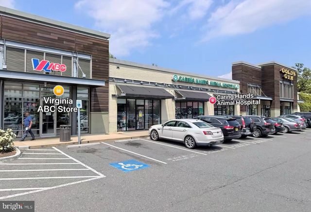 714 FOUR MILE RD, Alexandria, VA 22305