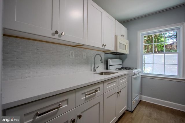 714 FOUR MILE RD, Alexandria, VA 22305