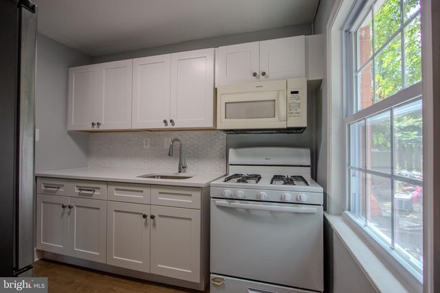 714 FOUR MILE RD, Alexandria, VA 22305