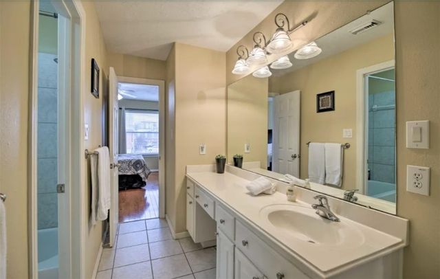 1006 Rochow Street A, Houston, TX 77019