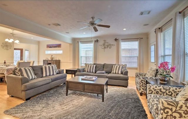 1006 Rochow Street A, Houston, TX 77019