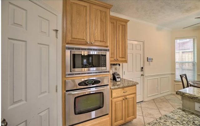 1006 Rochow Street A, Houston, TX 77019