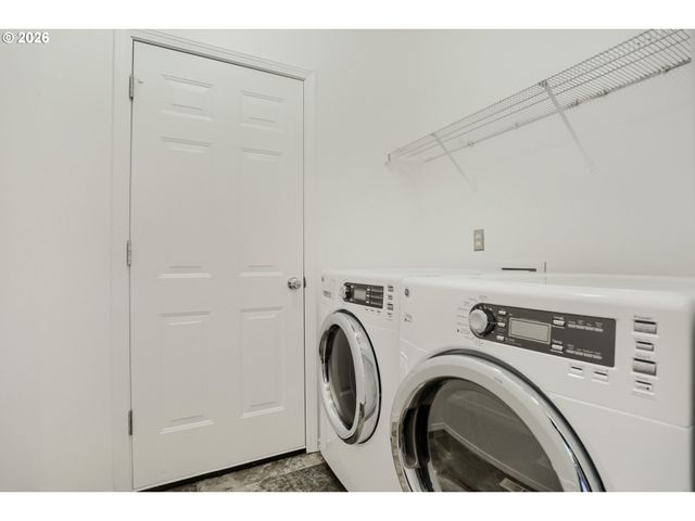15110 Se EVERGREEN Dr, Portland, OR 97236