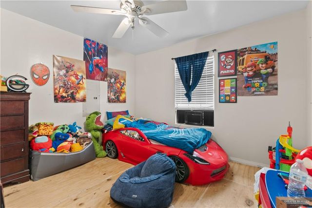 915 E Los Ebanos Street, San Juan, TX 78589