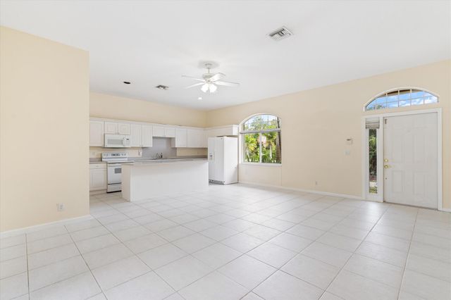 15268 75th Avenue N, Palm Beach Gardens, FL 33418