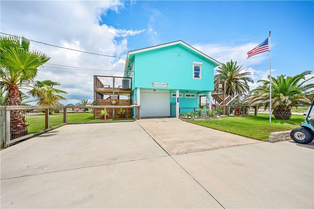 309 Kingfish Dr, Rockport, TX 78382 — photo 3