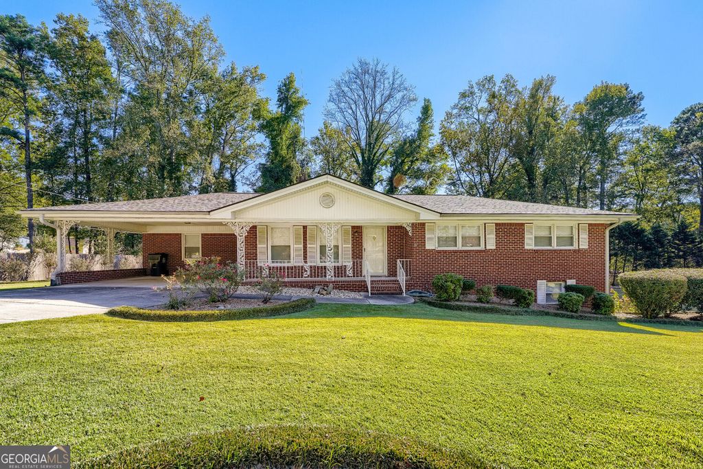 3840 Yates Drive, Lithia Springs, GA 30122