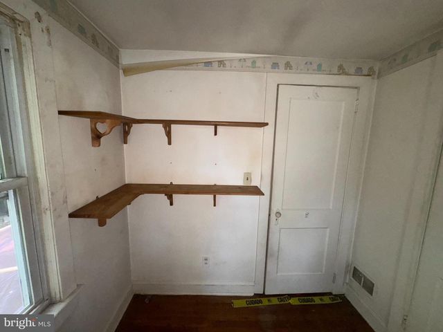 472 CONNECTICUT AVE, Hamilton, NJ 08629