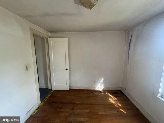 472 CONNECTICUT AVE, Hamilton, NJ 08629