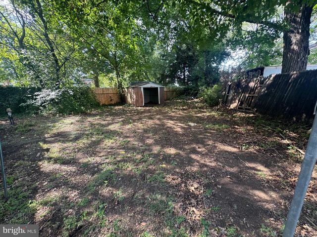 472 CONNECTICUT AVE, Hamilton, NJ 08629