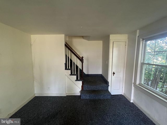 472 CONNECTICUT AVE, Hamilton, NJ 08629