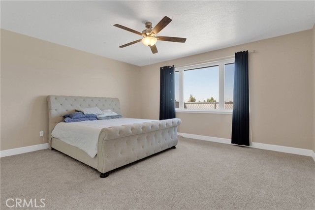 12752 Farmington Street, Oak Hills, CA 92344