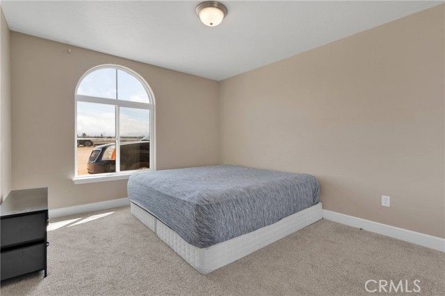 12752 Farmington Street, Oak Hills, CA 92344