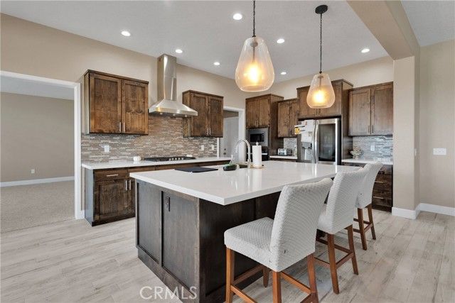 12752 Farmington Street, Oak Hills, CA 92344