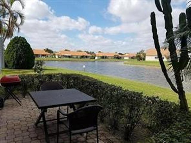 8045 Clear Shores Circle 8045, Delray Beach, FL 33446