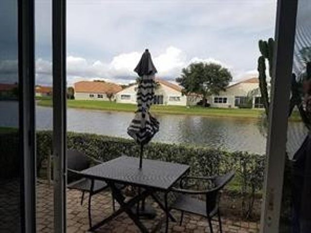 8045 Clear Shores Circle 8045, Delray Beach, FL 33446