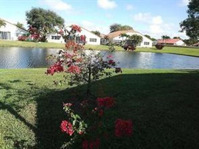 8045 Clear Shores Circle 8045, Delray Beach, FL 33446