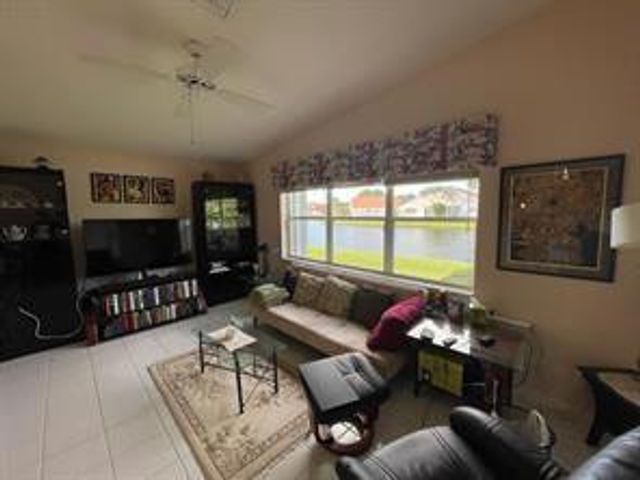 8045 Clear Shores Circle 8045, Delray Beach, FL 33446