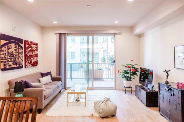 627 Deep Valley Drive 216, Rolling Hills Estates, CA 90274