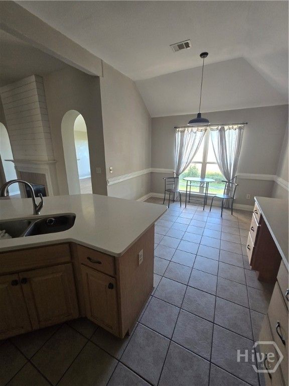 Image 15 of property listing at 707 Marshview Drive, Richmond Hill, GA 31324