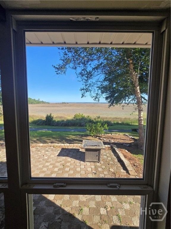 Image 16 of property listing at 707 Marshview Drive, Richmond Hill, GA 31324