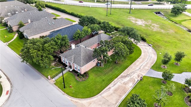 4728 Stonebriar Circle, College Station, TX 77845