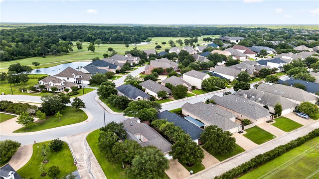 4728 Stonebriar Circle, College Station, TX 77845