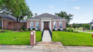 4728 Stonebriar Circle, College Station, TX 77845