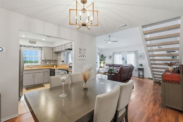 5745 CALAIS BOULEVARD N 2, St Petersburg, FL 33714