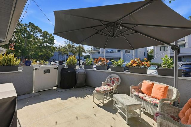 5745 CALAIS BOULEVARD N 2, St Petersburg, FL 33714