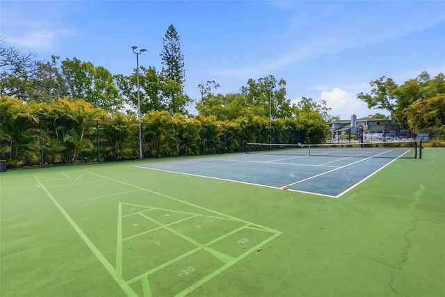 5745 CALAIS BOULEVARD N 2, St Petersburg, FL 33714