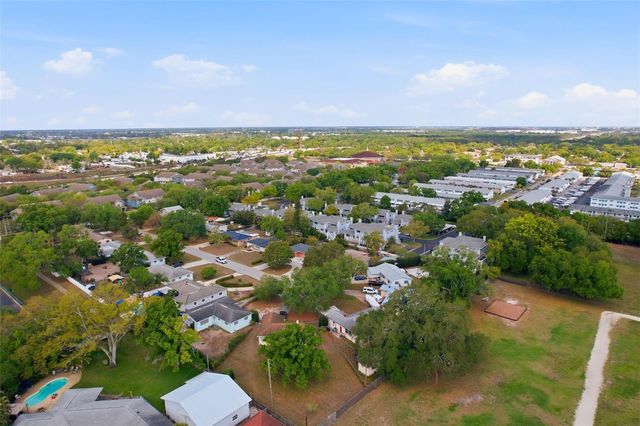 5745 CALAIS BOULEVARD N 2, St Petersburg, FL 33714