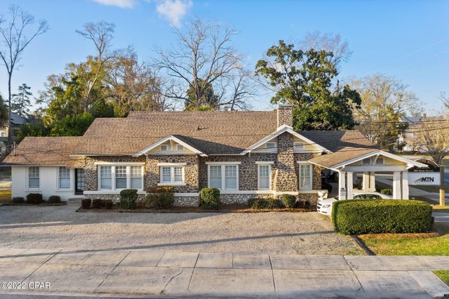 896 Main Street, Chipley, FL 32428