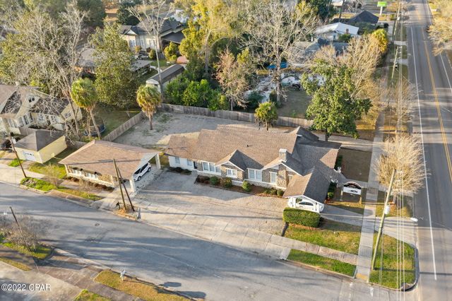 896 Main Street, Chipley, FL 32428