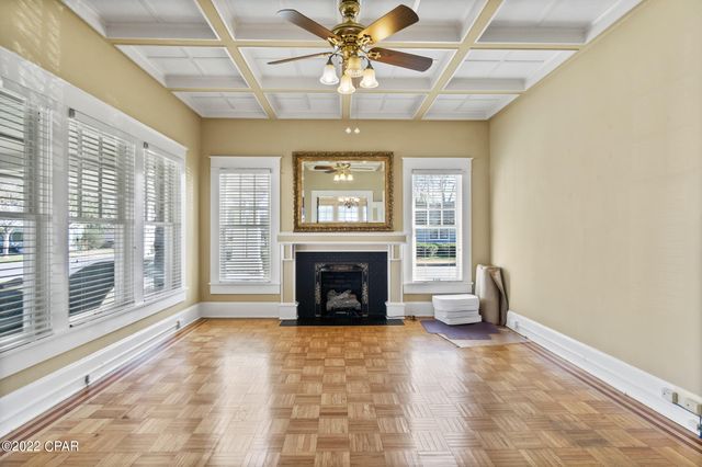 896 Main Street, Chipley, FL 32428