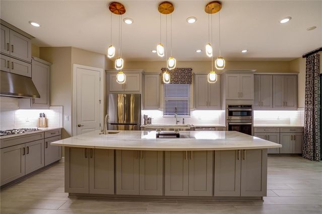 5610 CASERTA COURT, Palmetto, FL 34221