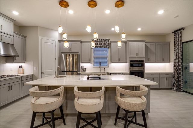 5610 CASERTA COURT, Palmetto, FL 34221