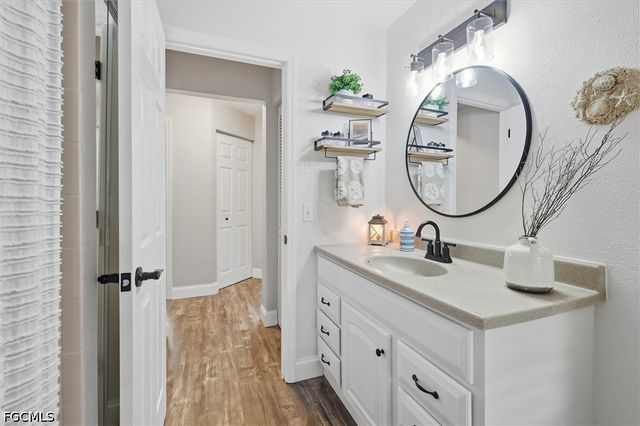 387 Viceroy TER, Port Charlotte, FL 33954