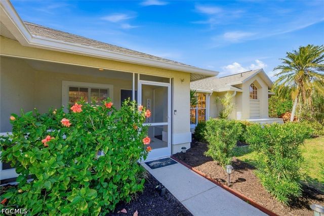 387 Viceroy TER, Port Charlotte, FL 33954