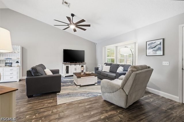 387 Viceroy TER, Port Charlotte, FL 33954