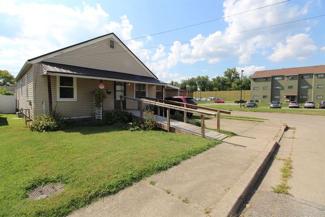 302 9th Street West, Huntington, WV 25704