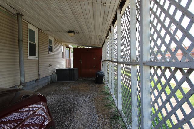 302 9th Street West, Huntington, WV 25704