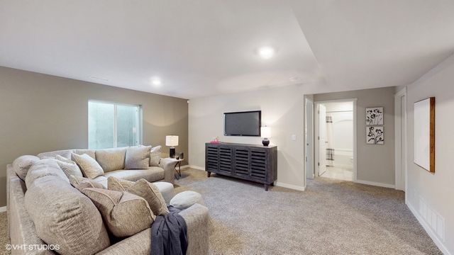 3477 Craven Drive, Coralville, IA 52241