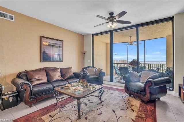 5781 Cape Harbour DR 1301, Cape Coral, FL 33914