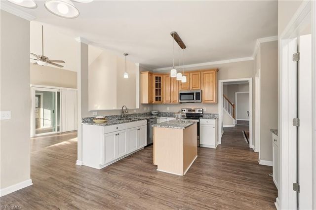 4336 Clovelly Drive, Greensboro, NC 27406