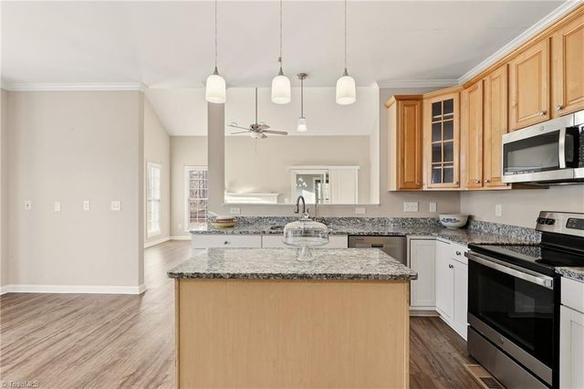 4336 Clovelly Drive, Greensboro, NC 27406