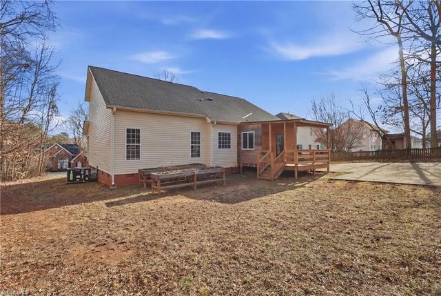 4336 Clovelly Drive, Greensboro, NC 27406